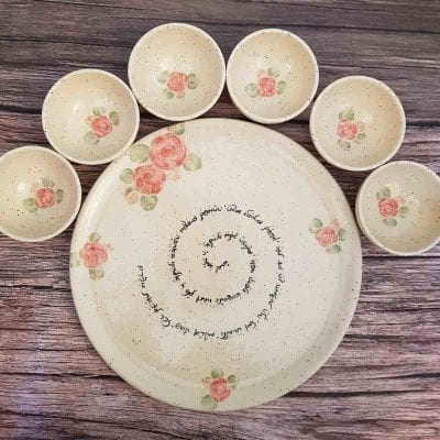 זְמַן חֵרוּתֵנוּ – צלחת פסח